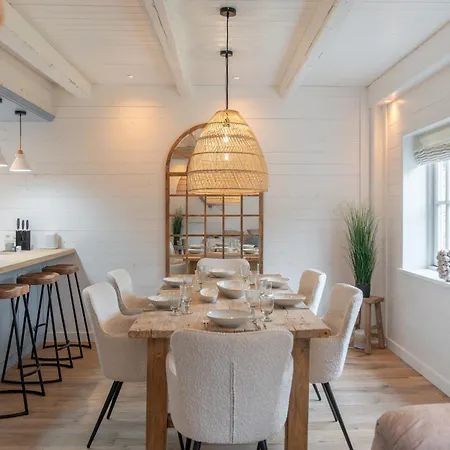 Kuesten Kate Holiday home